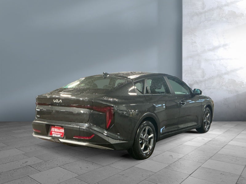 2025 Kia K4 LX