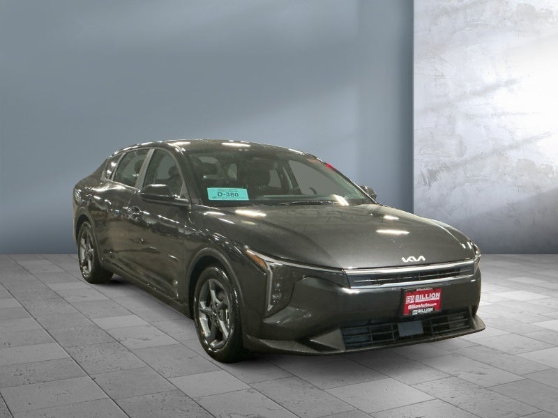 2025 Kia K4 LX