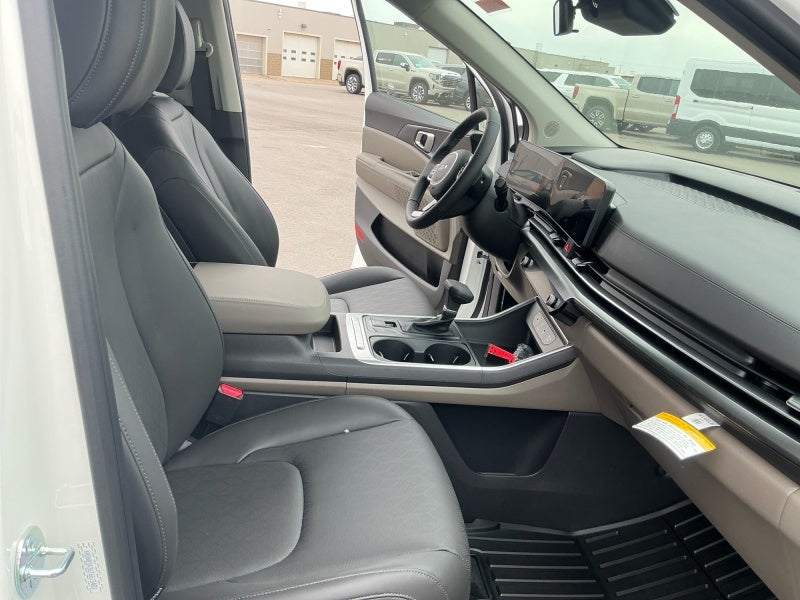 2026 Kia Carnival LX