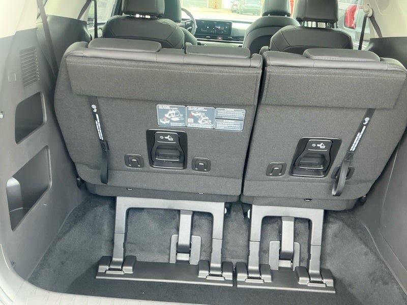 2027 Kia Carnival SX