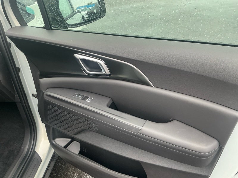 2027 Kia Carnival SX