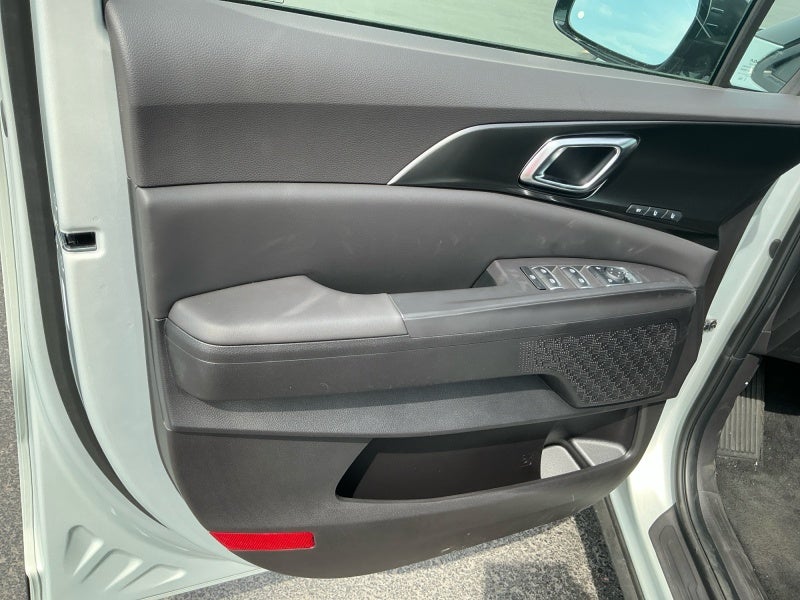 2027 Kia Carnival Hybrid SX