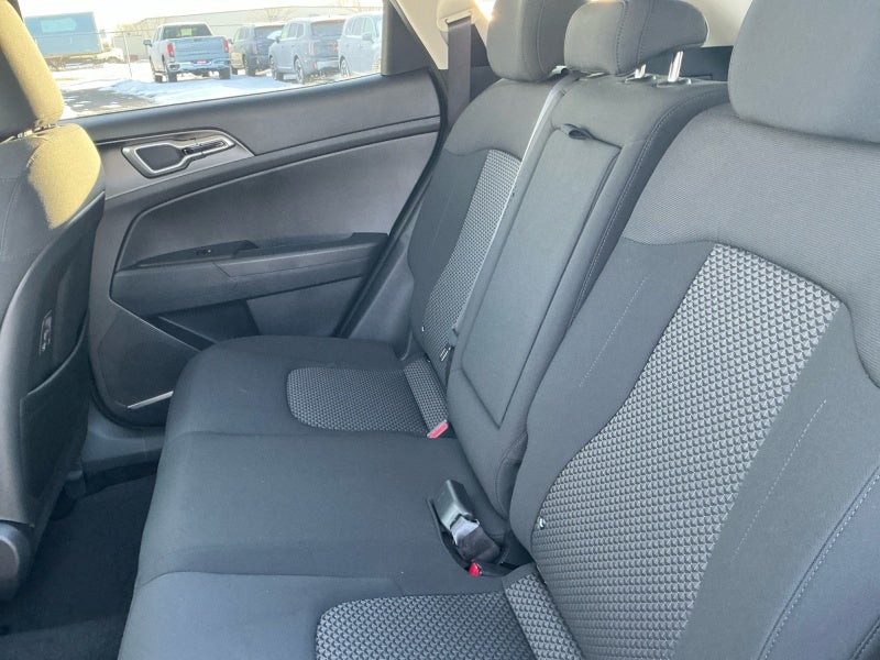 2026 Kia Sportage Hybrid S