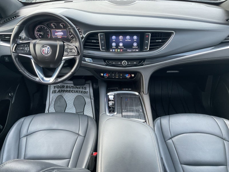2022 Buick Enclave Essence