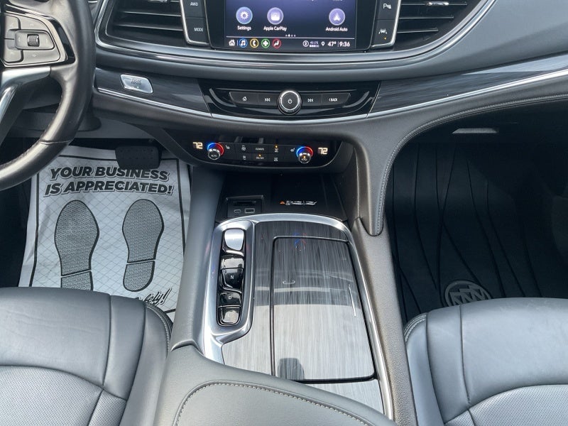 2022 Buick Enclave Essence