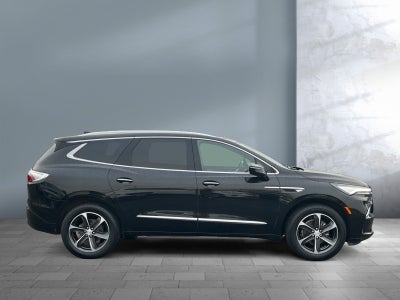 2022 Buick Enclave Essence