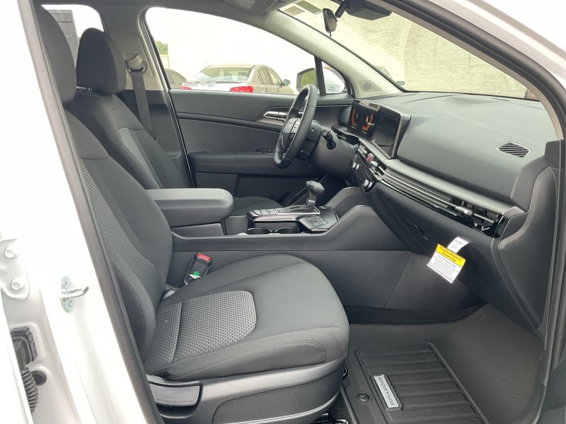 2027 Kia Sportage LX