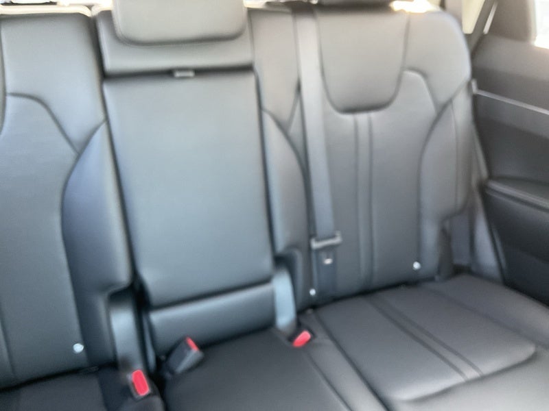 2026 Kia Sorento Base