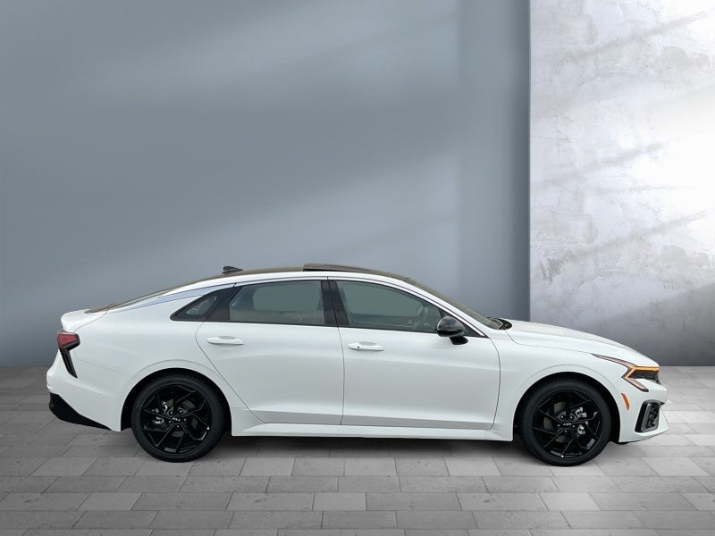 2026 Kia K5 Base