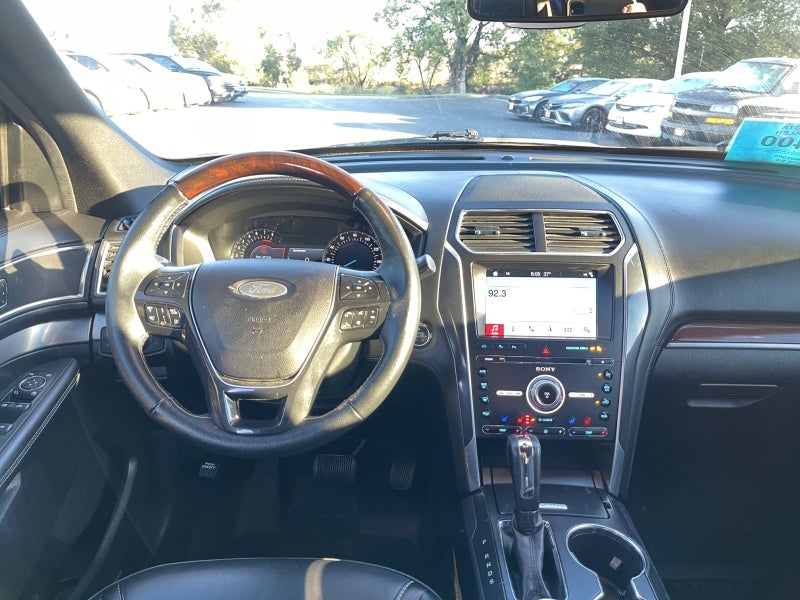 2018 Ford Explorer Platinum