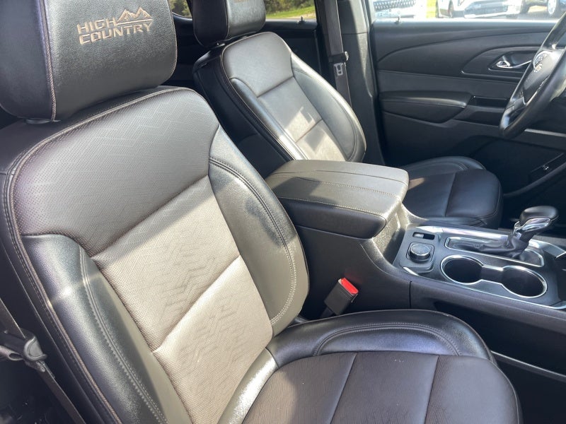 2023 Chevrolet Traverse High Country