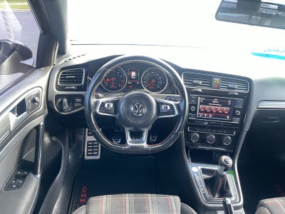 2019 Volkswagen Golf GTI S