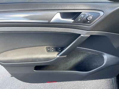 2019 Volkswagen Golf GTI S