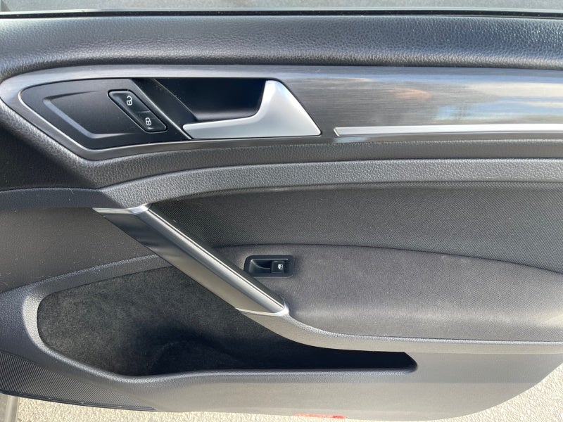 2019 Volkswagen Golf GTI S