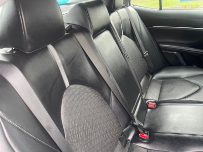 2022 Toyota Camry Hybrid XSE