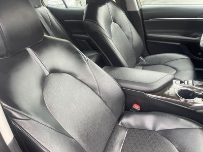 2022 Toyota Camry Hybrid XSE
