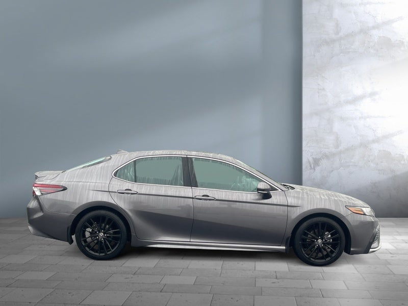 2022 Toyota Camry Hybrid XSE