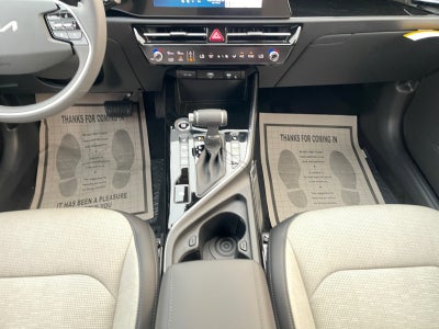 2026 Kia Niro SX