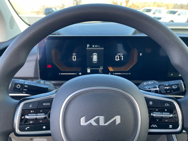 2026 Kia Carnival LX