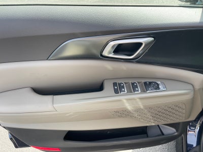 2027 Kia Carnival LX