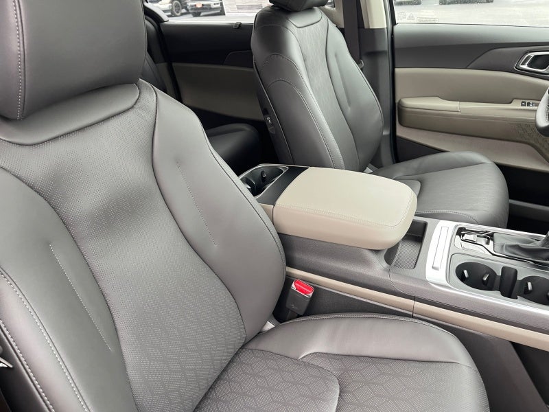 2027 Kia Carnival EX