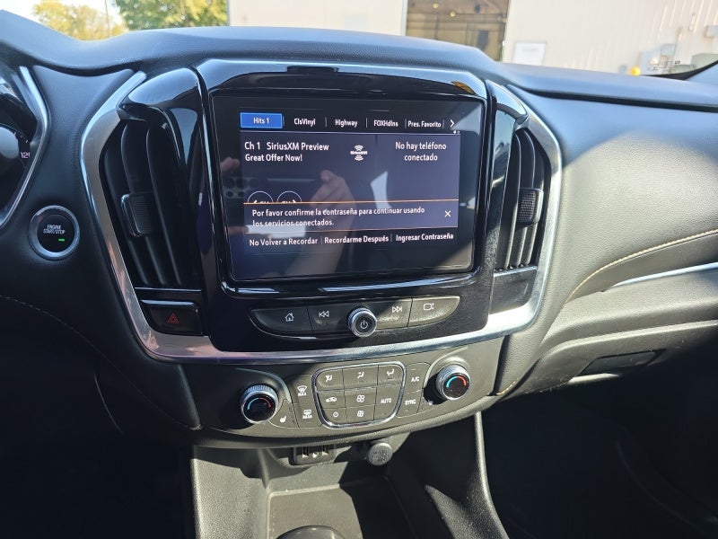 2021 Chevrolet Traverse LT Leather