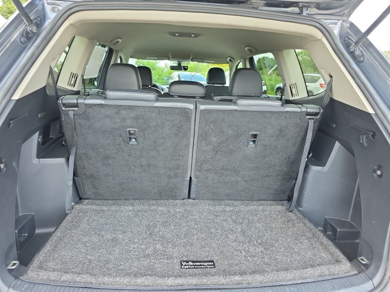 2022 Volkswagen Atlas 3.6L V6 SE w/Technology