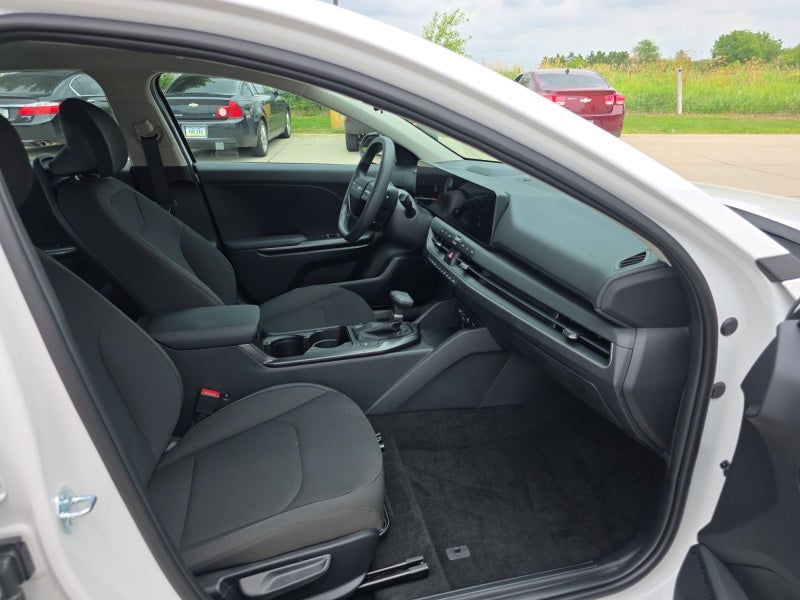 2026 Kia K4 LX