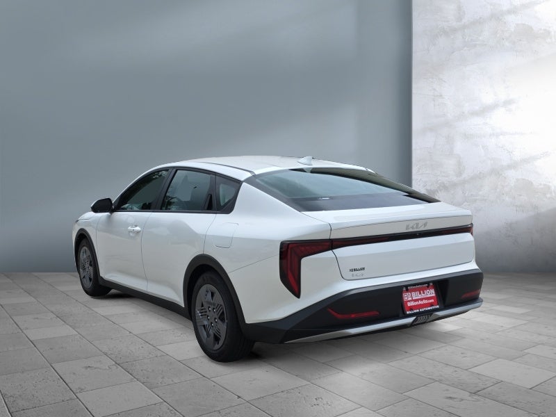 2026 Kia K4 LX