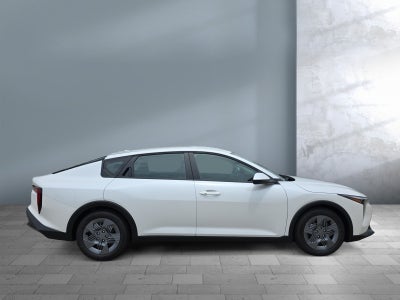 2026 Kia K4 LX