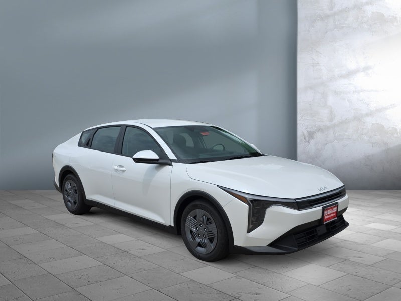 2026 Kia K4 LX