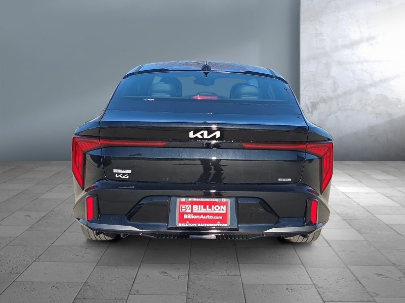 2025 Kia K4 GT-Line