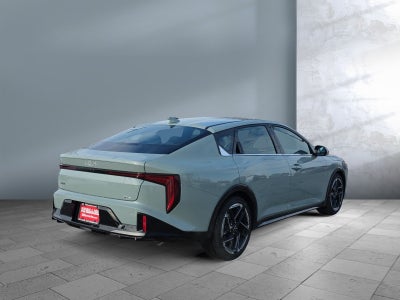 2025 Kia K4 GT-Line