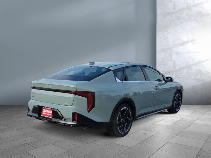 2025 Kia K4 GT-Line