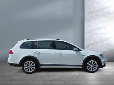 2017 Volkswagen Golf Alltrack SE