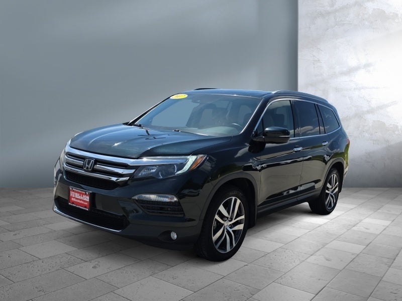 2017 Honda Pilot 4WD Touring's photo