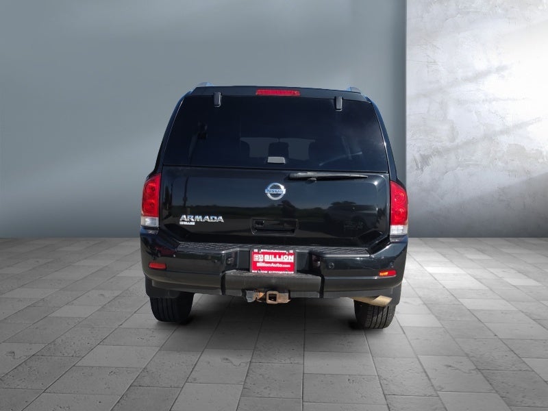 2015 Nissan Armada Base