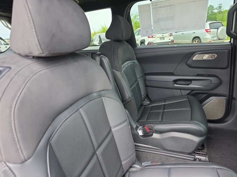 2027 Kia Telluride Hybrid Base