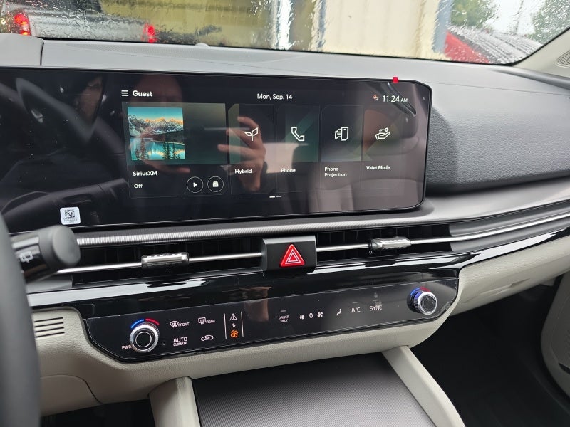 2027 Kia Sportage Hybrid EX