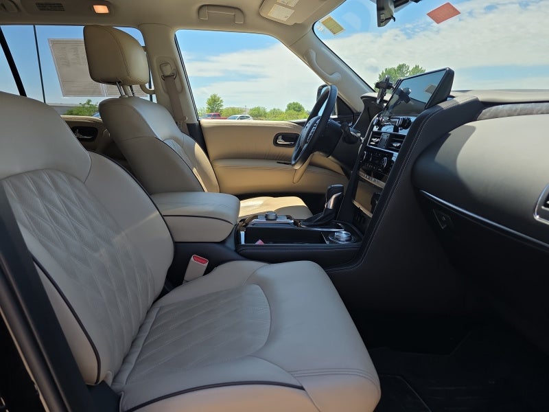 2022 Nissan Armada Platinum
