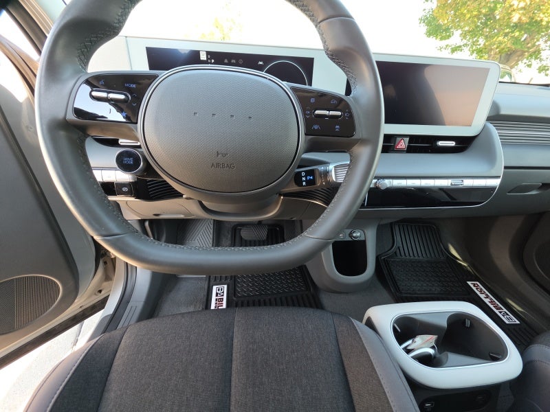 2023 Hyundai IONIQ 5 SE