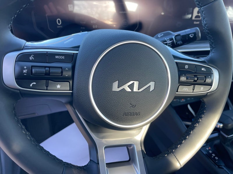 2025 Kia K5 EX