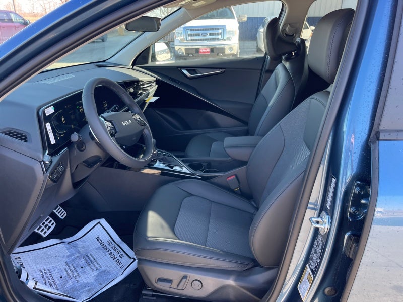 2025 Kia Niro EX