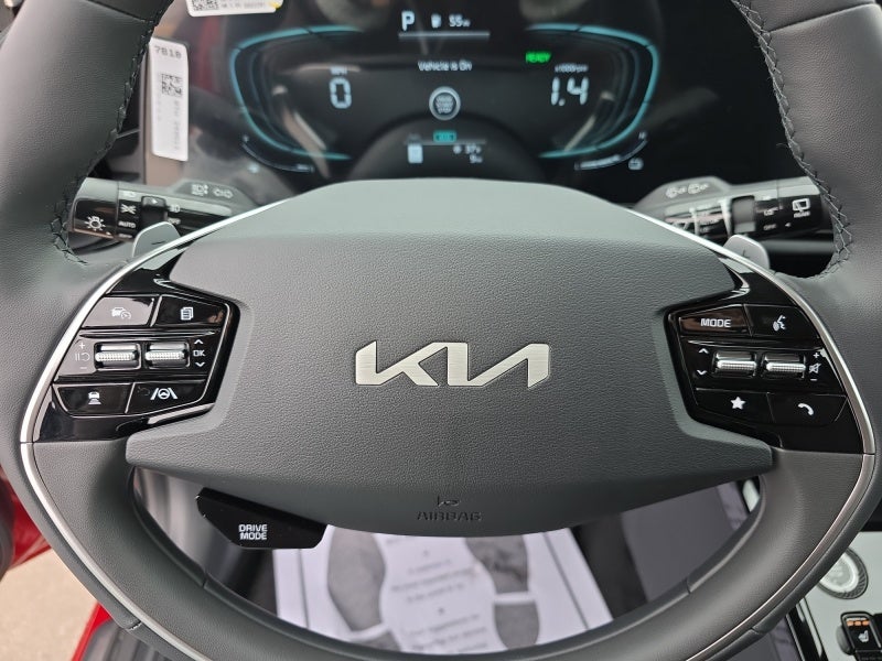 2026 Kia Niro SX