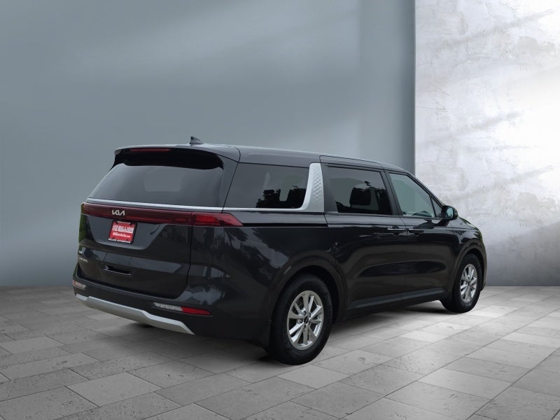 2023 Kia Carnival LX
