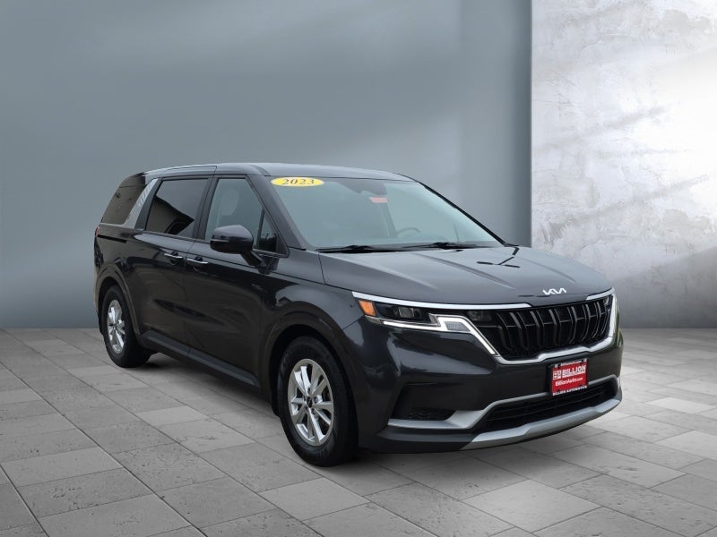 2023 Kia Carnival LX