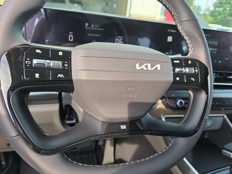 2027 Kia Carnival LXS