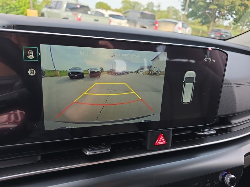 2027 Kia Carnival LXS