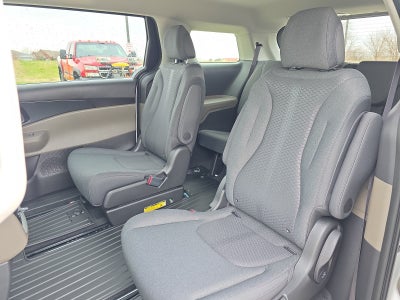 2026 Kia Carnival LX