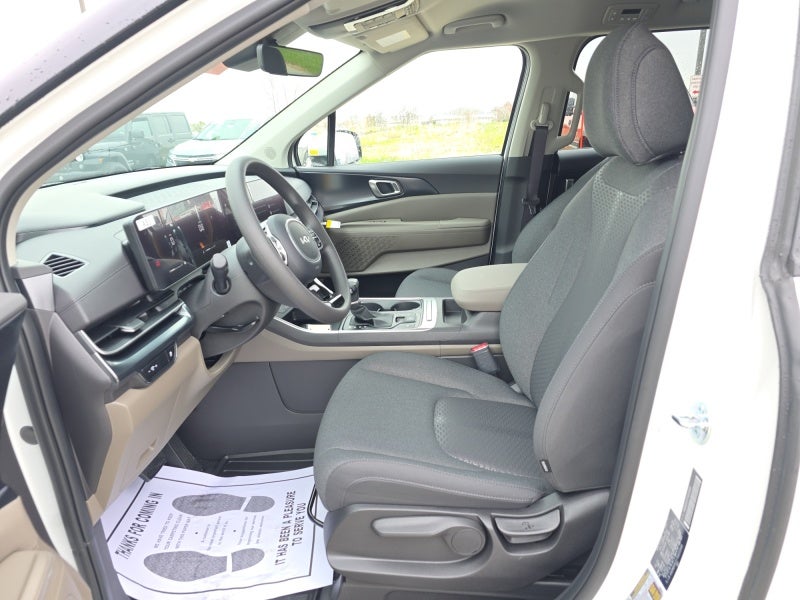 2026 Kia Carnival LX